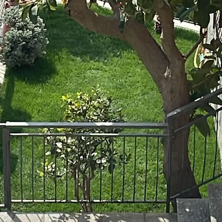 Sabrina Maison Chic Dolcenido Bouquet Sanremo 1 Hébergement de vacances *